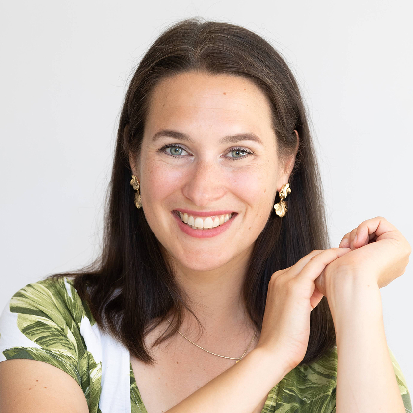 Porträt von Dr. Yasmin Schöndorfer